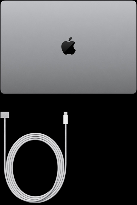 MacBook Pro mit PROLED XDR Display, Farbe Silber, Oberseite, geschlossen, USB‑C Ladekabel und Netzteil