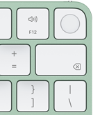 Magic Keyboard, sağ üst köşe, yeşil, Touch ID, silme tuşu ve ses işlev tuşları