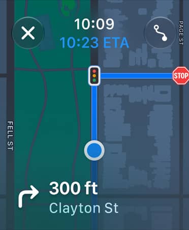 Karten App, Navigationsinfos erscheinen unten auf dem Display