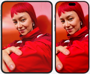 iPhone Duo i lodret position og iPhone 18 Pro Max ved siden hinanden, begge med det samme billede af en rødhåret person i rødt tøj, iPhone Duo viser mere af billedet på grund af den større skærm
