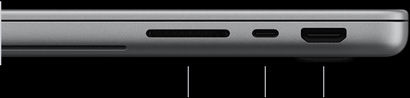 MacBook Pro mit PROLED XDR Display, Farbe Silber, geschlossen, rechte Seite mit drei Anschlüssen: SDXC, Thunderbolt 5 und HDMI